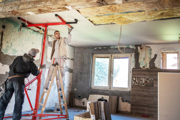 Best Garage Insulation Installation  in Briarcliff Manor, NY